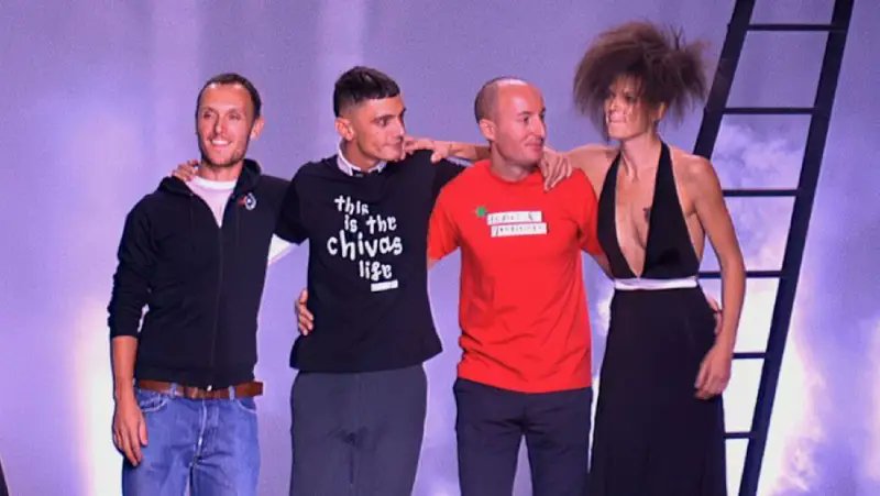 ElConsistorioD's tweet card. ‘Imprescindibles’ Estrena ‘David Delfín. Muestra tu herida’: Un Retrato Íntimo del Diseñador que Cambió la Moda Española