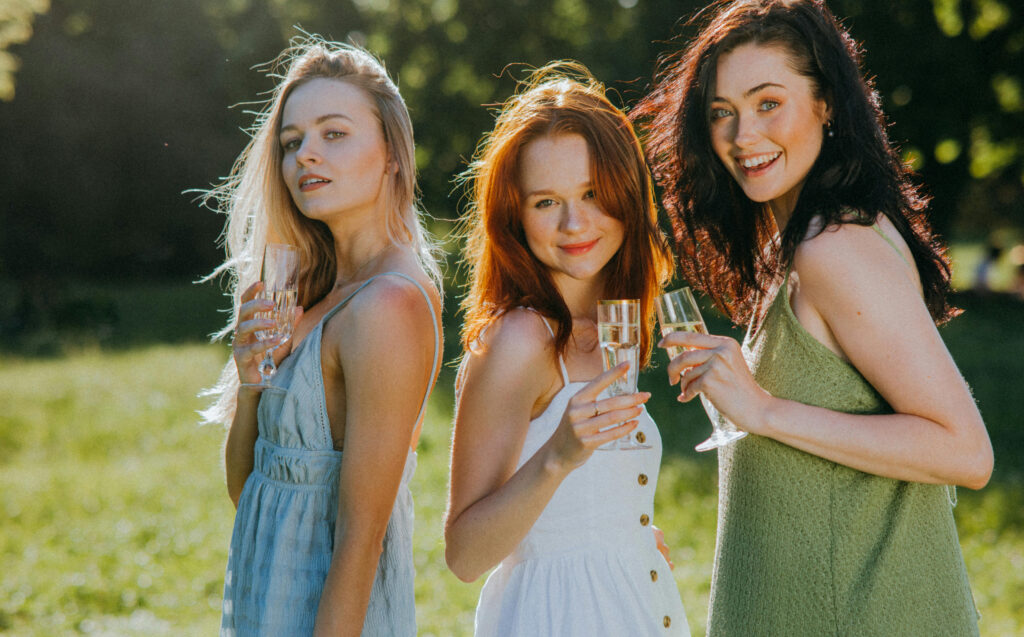 Debretts's tweet card. We are familiar with the strict guidelines that accompany dress codes such as ‘white tie’, but 'lounge suits' and 'smart casual' are much more challenging.