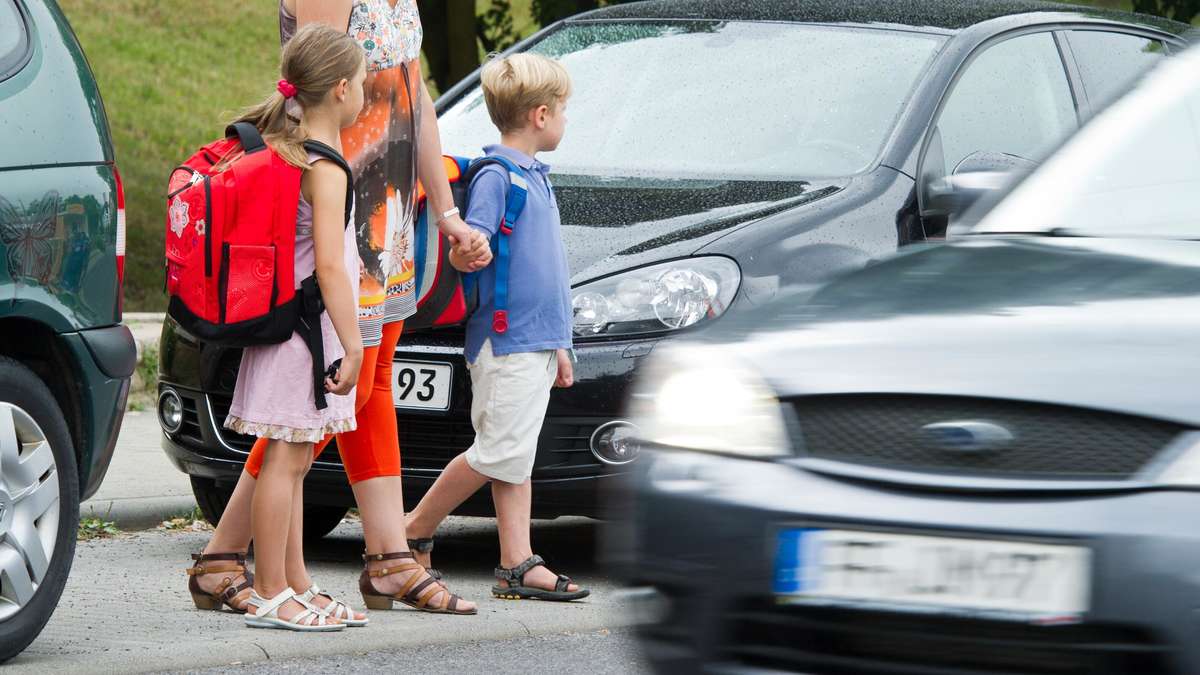 oinii63's tweet card. Wende beim Renten-Startgeld: Merz-Regierung bricht Versprechen für Millionen Kinder