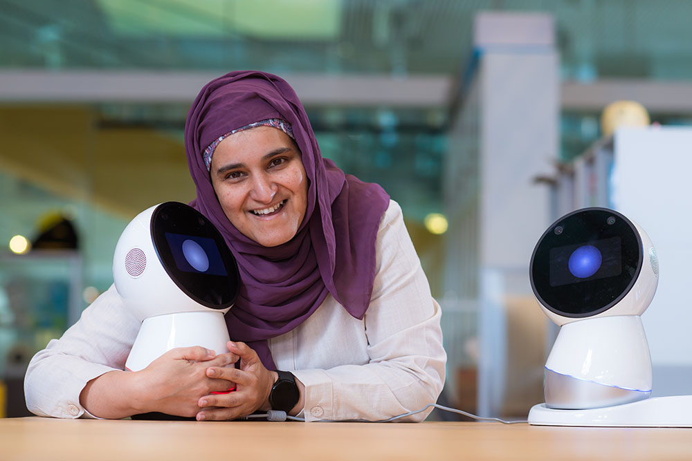 medialab's tweet card. Sharifa Alghowinem, a research scientist with the MIT Media Lab’s Personal Robots Group, explores personal robot technology that explains human emotions in English and Arabic.