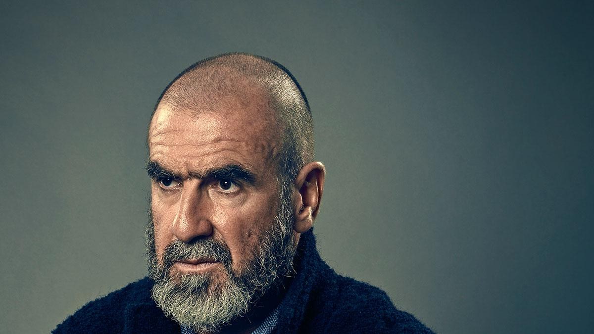 daniac's tweet card. Éric Cantona hatte einen Großvater, der gegen Franco kämpfte. Dass die Menschheit aus der Geschichte lernt, glaubt er nicht