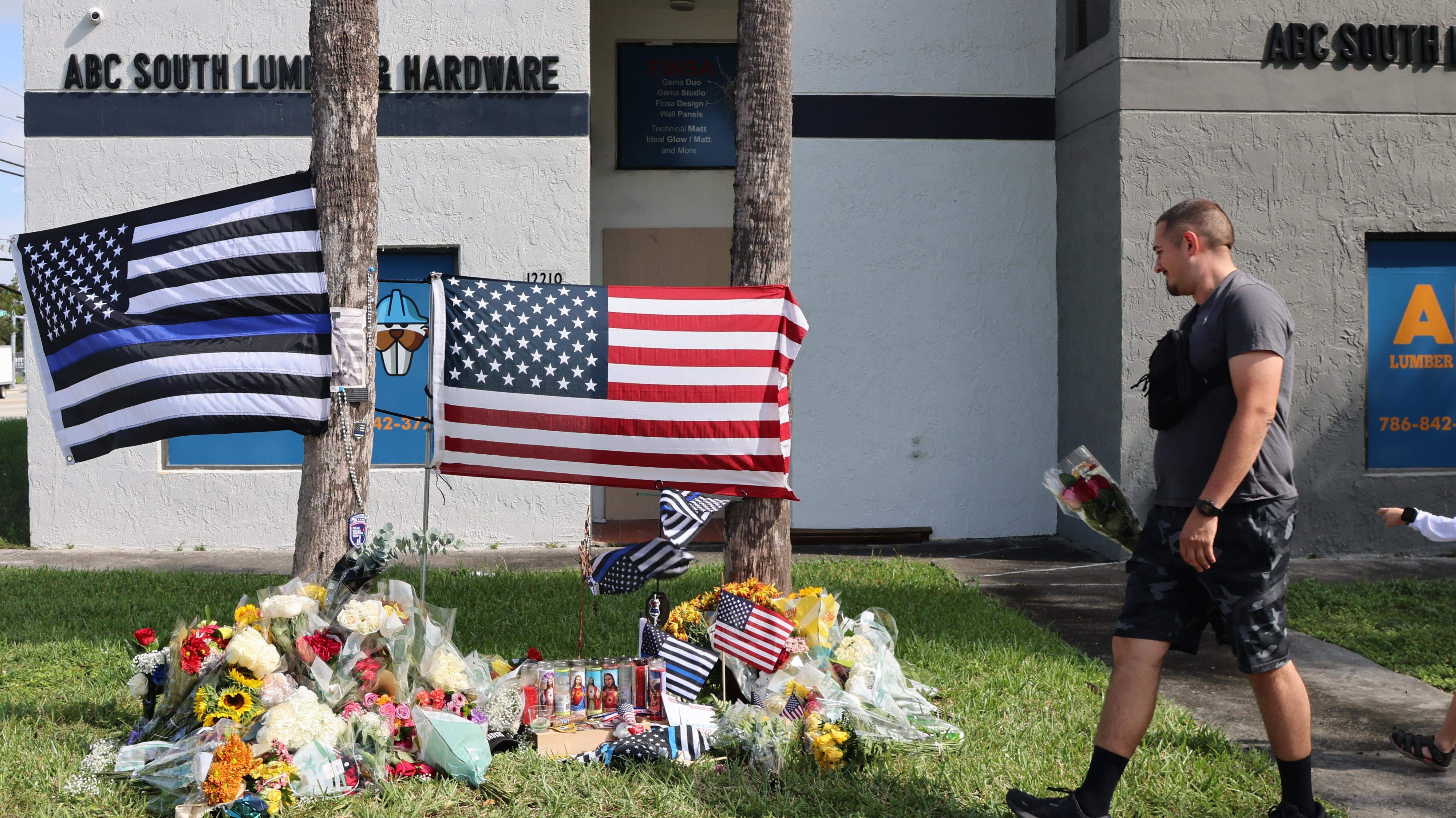 DavidJNeal's tweet card. “He was living life like he had nothing to lose,” Romero told the Herald. “And I recognized that as something dangerous.”