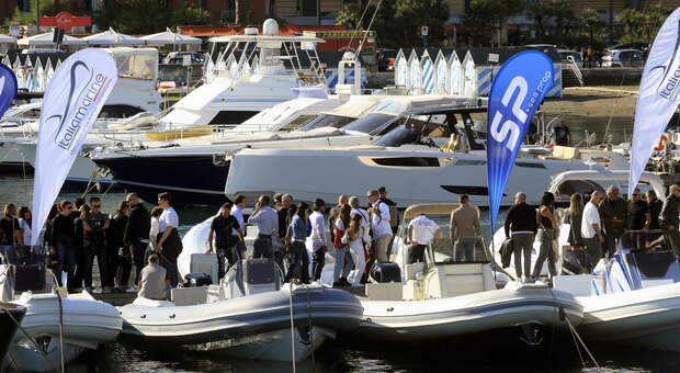 mattinodinapoli's tweet card. Bilancio positivo, sia per presenze, sia per interesse all'acquisto, per il Salone nautico internazionale 'Navigare' che conclude la 39ma edizione; sono stati oltre 50mila i visitatori...