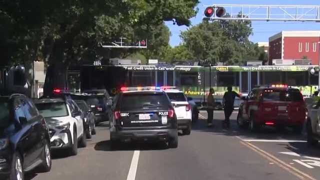 iqlipse_nova's tweet card. Police responded to the area of 19th and T Streets around 1:45 p.m. for reports of a collision involving a pedestrian and the train.