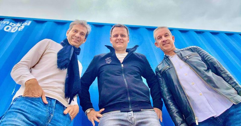 Tweet card summary image