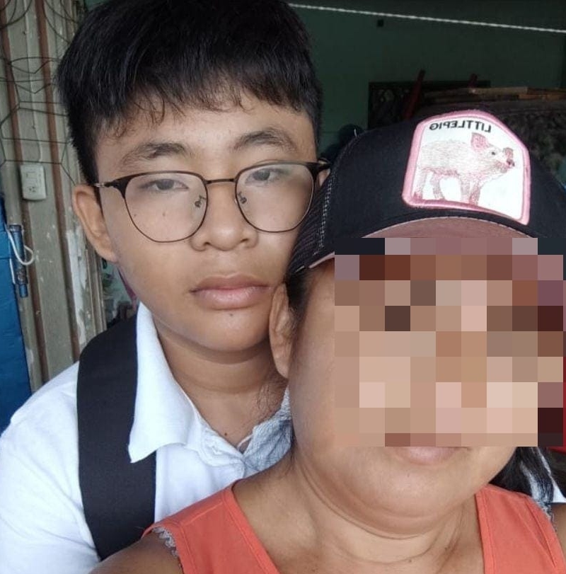 INFORMATYUC's tweet card. Su familia pide el apoyo de la ciudadanía para dar con su paradero y evitar que su integridad esté en riesgo. Mérida, Yucatán.— Desde hace más de 72 horas, familiares desconocen el paradero de Javier...