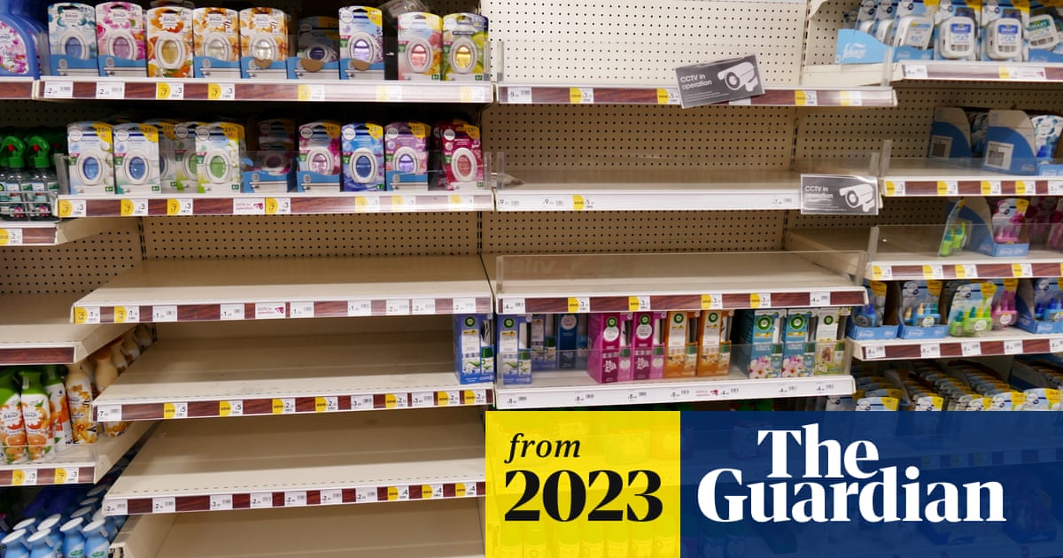 rahrichardh's tweet card. Analysts partly blame too many large stores selling low-profit goods on dearer high street locations