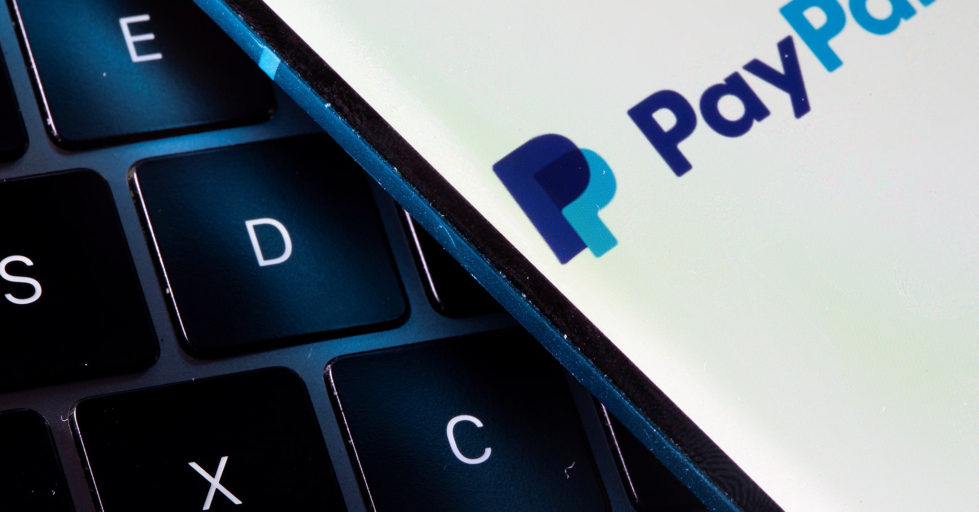 ottwebdesign's tweet card. PayPal Holdings Inc will allow customers in the UK to buy, sell and hold bitcoin and other cryptocurrencies starting this week, the company said on Monday.