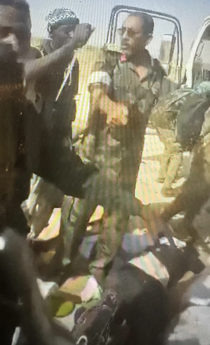 ehmd_77's tweet card. ملف سري في لاهاي يفجر القنبلة: الجيش السوداني أمام محكمة الجنايات الدولية بتهم جرائم حرب ودعم إرهابي خارجي.