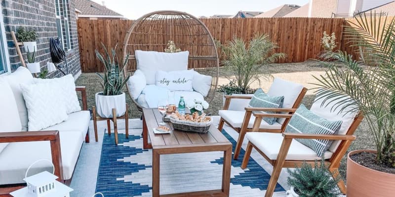 GrowinCities's tweet card. If your patio has seen better days, there’s no better time to give it a good refresh. And while you’re at it, why not add some plants to your outdoor space? A patio garden can be anything you want it...