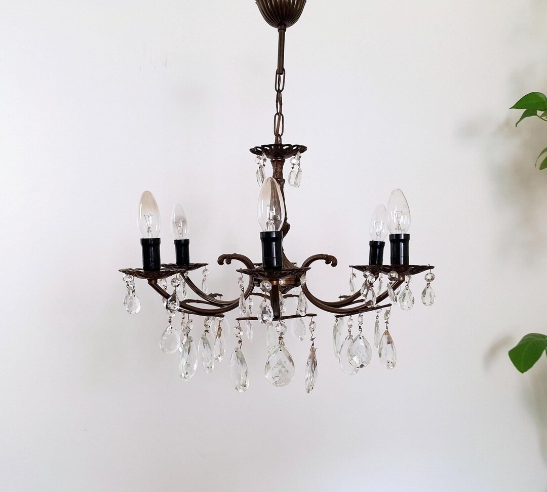 WhiteSt19795102's tweet card. This Chandeliers item by WhiteStarShops has 2 favorites from Etsy shoppers. Ships from Slovenia. Listed on Sep 4, 2025