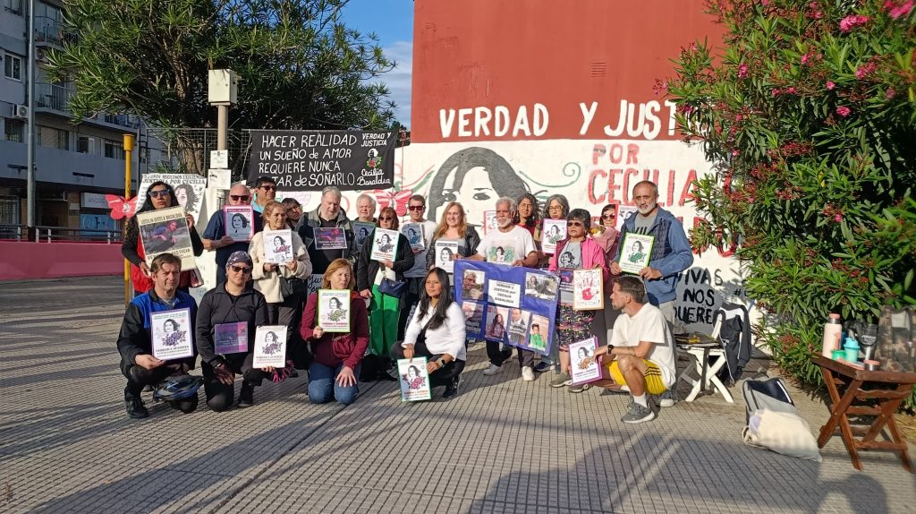 Lavacatuitera's tweet card. Daniel y Susana denunciaron que desapareció el cuerpo de su hija, Cecilia Basaldúa, que reclamaban para realizar nuevas pericias. La historia de lo ocurrido y