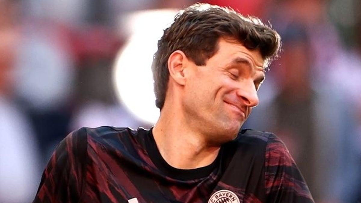 _shaering's tweet card. Nach 25 Jahren und 751 Profi-Einsätzen für Bayern München will Thomas Müller weiterspielen. Nur wo? «Cool wäre, wenn ein Verein anklopft, der es vielleicht nicht für möglich hält, dass ich Lust...