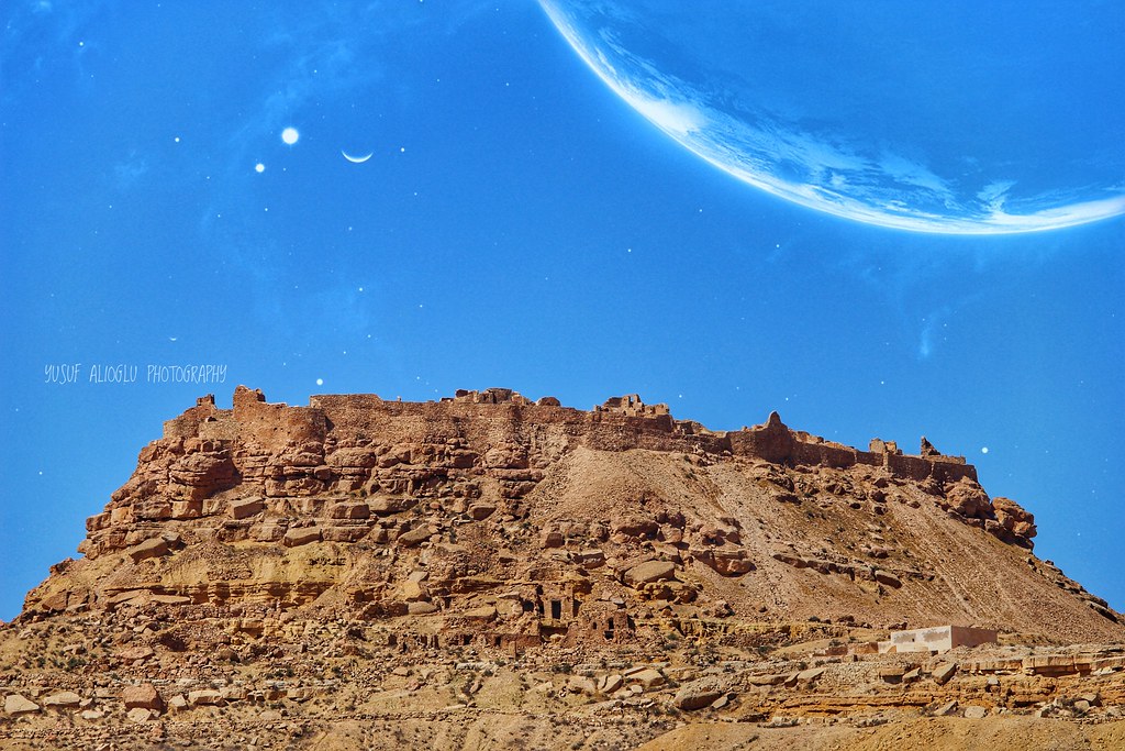 UnbornArt's tweet card. Colossal Planet Interplanetary Travel Youtube: Supermoon of April 8, 2020 (Beautiful Full Moon Rise Through) - Canon Camera: Canon EOS Kiss X7i Photograph by Yusuf Alioglu Location: Outer space...