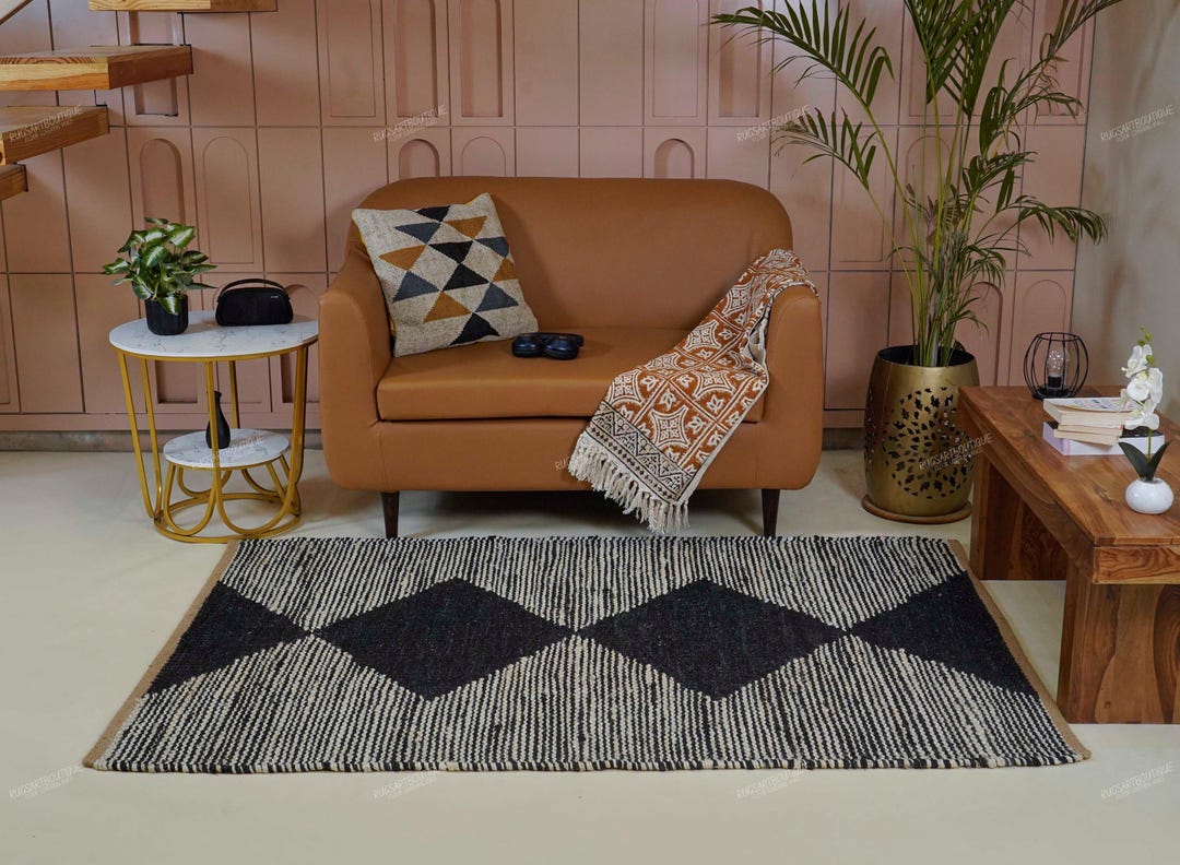 rugsart01's tweet card. This Rugs item is sold by RugsartBoutique. Ships from India. Listed on Oct 11, 2025