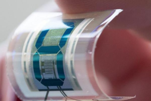 TimestechBuzz's tweet card. Imagine a workout shirt that tracks your heart rate or a hospital wristband that monitors your oxygen levels. Printed and flexible sensors are making these ideas not just possible, but practical—and...