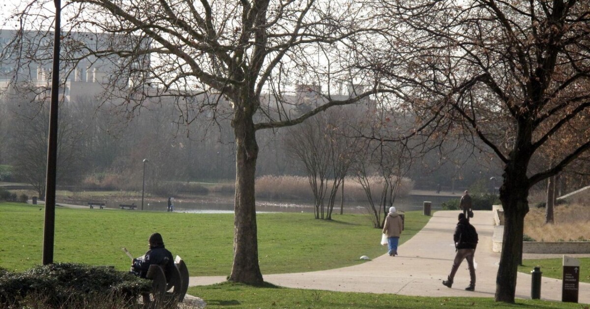 le_Parisien's tweet card. Nanterre : elle refuse sa demande en mariage, il l'agresse avec un cutter