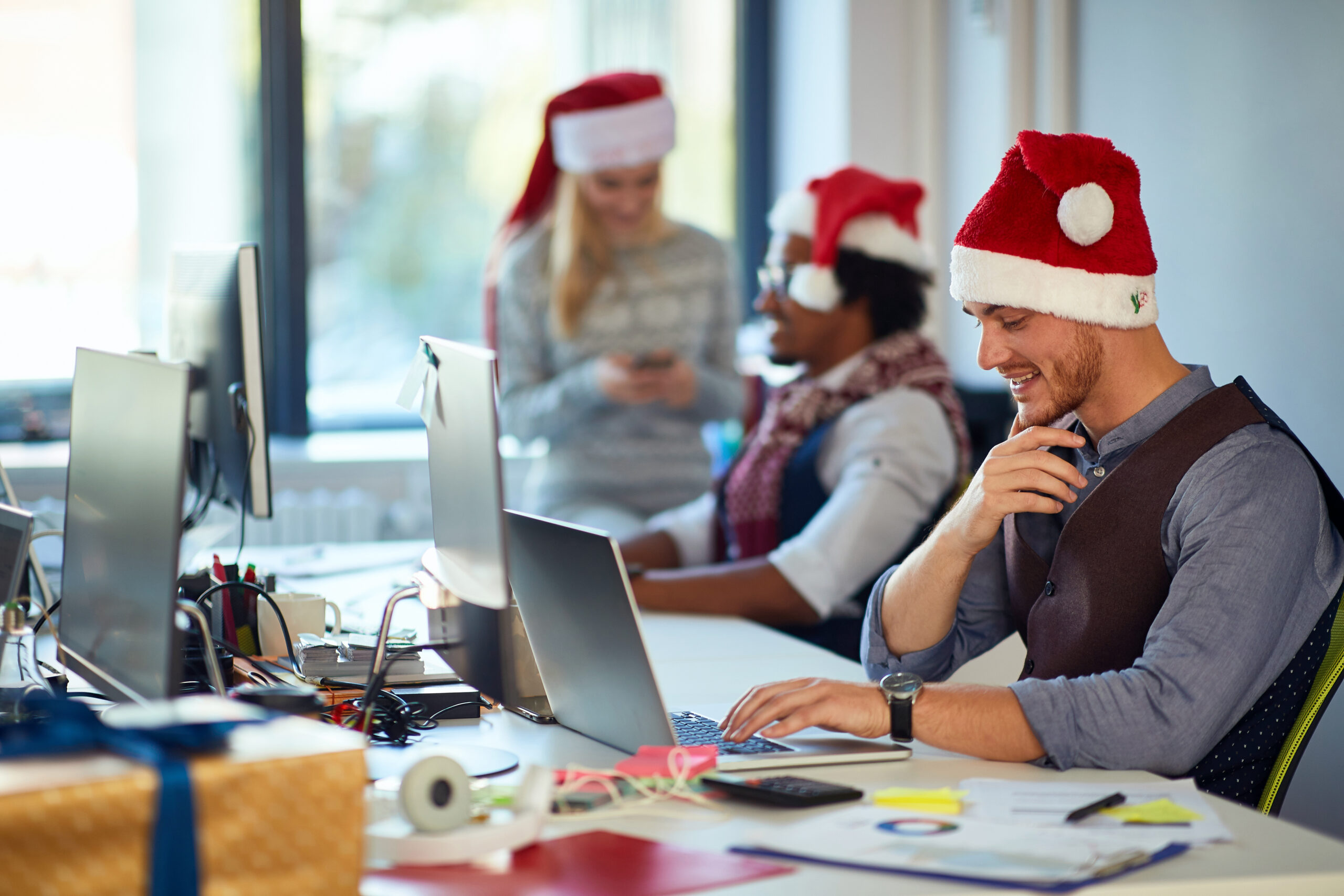 GraphiteHRM's tweet card. Here are some answers from our in-house experts to the most common HR issues that arise around the Christmas period.