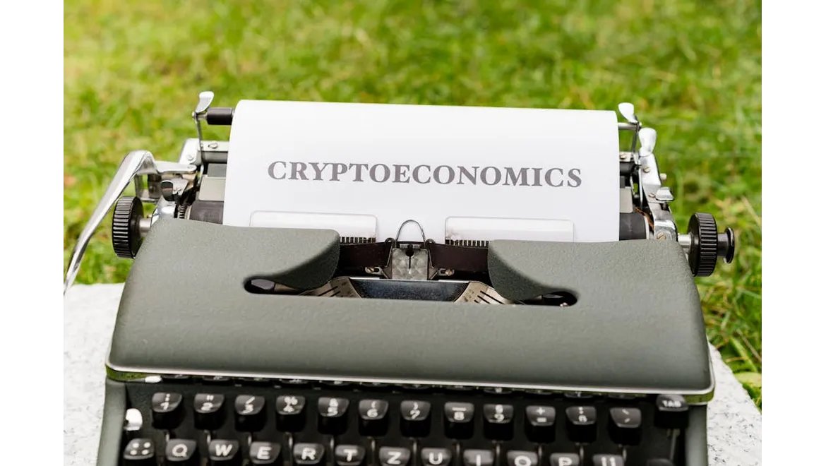 PanxoraCrypto's tweet card. Right, so I was chatting with Eleanor the other day, you know, Eleanor from the Blockchain Meetup group? We were grabbing a coffee, and the conversation inevitably drifted towards crypto, specifica...