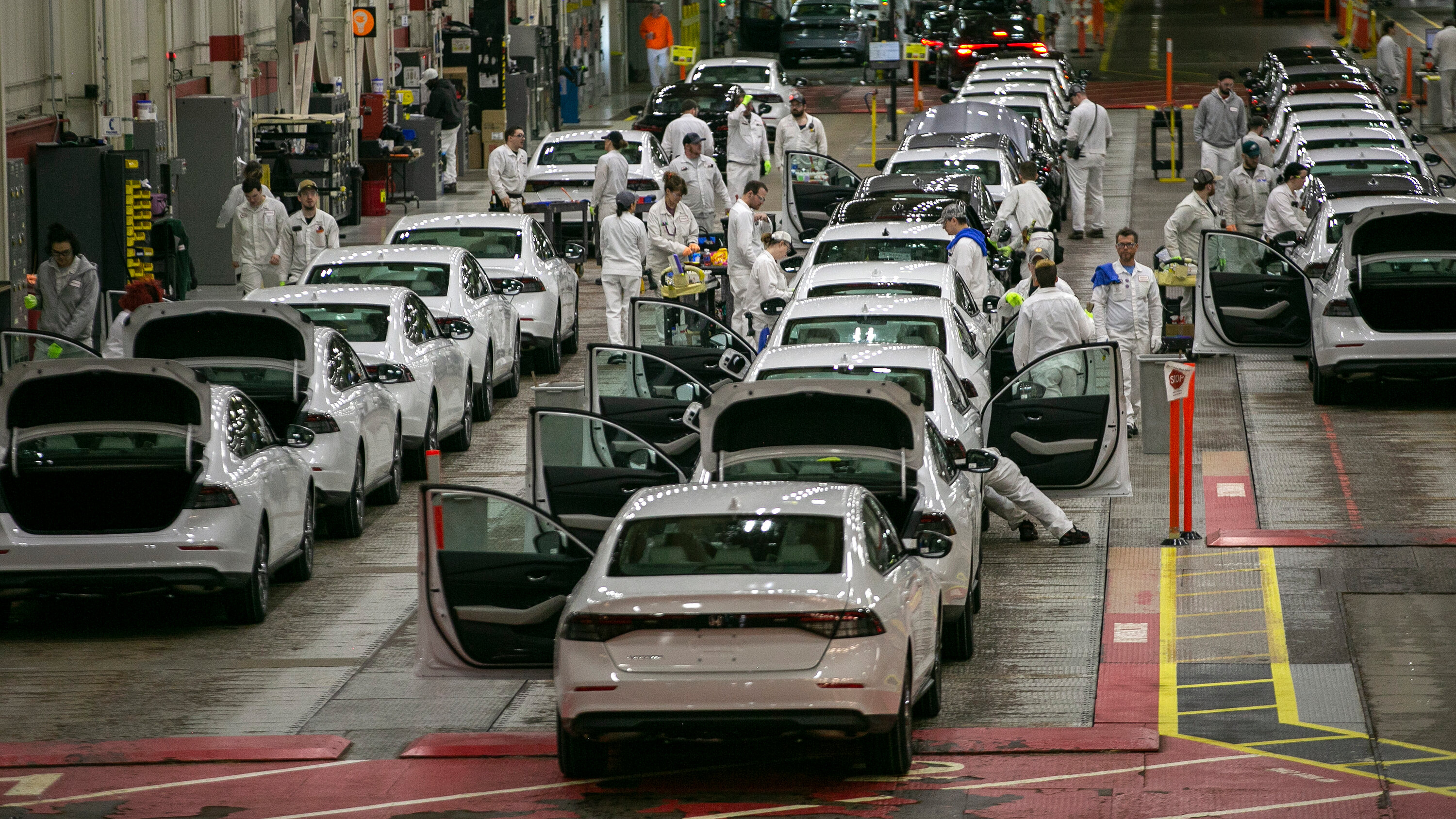 COSUAM's tweet card. Some carmakers and energy executives say the plan would trigger costly litigation and spur individual states to create a patchwork of tighter rules.