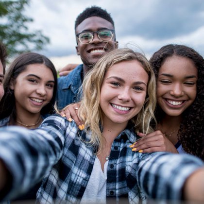 Tweet card summary image