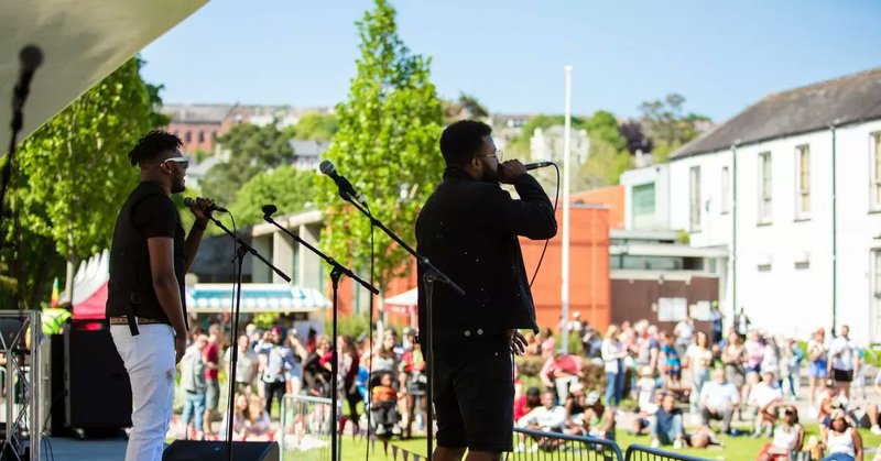 Tweet card summary image