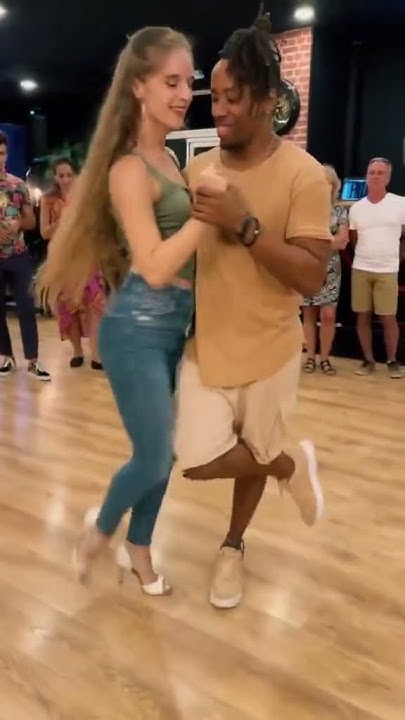 midsummerviolet's tweet card. @chrispykizomba & @laly_83 x Telephone . #kaysha #kizomba #candyzouk