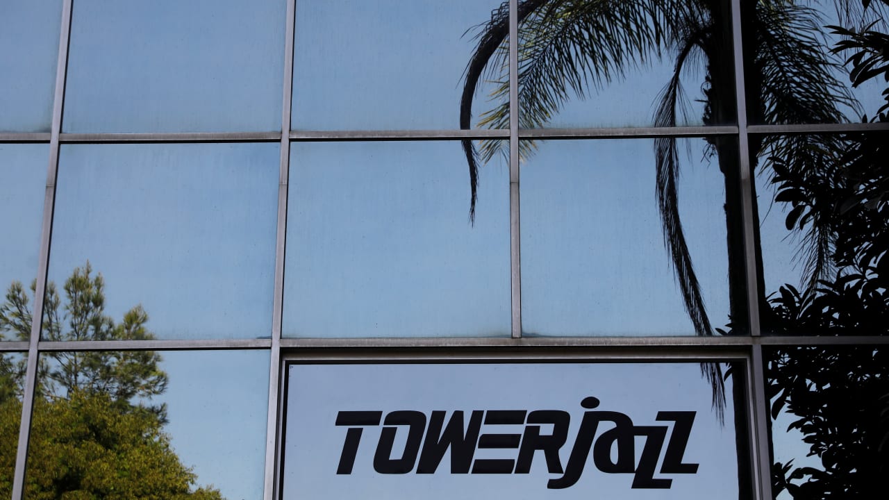 IsraelTechPR's tweet card. Israel-based Tower provides customers with analog and mixed-signal semiconductors, mainly for the automotive and consumer industries.