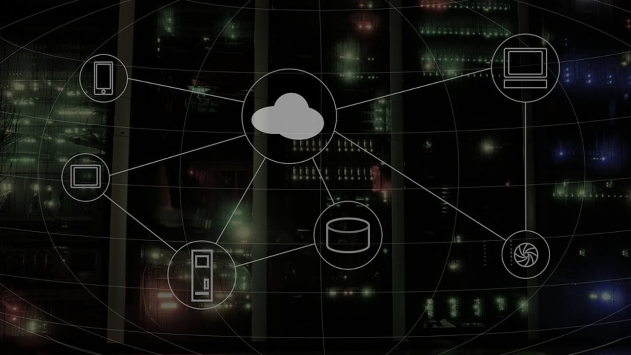 IsraelTechPR's tweet card. Faddom’s CEO and founder elaborates on the need for hybrid cloud infrastructure, and the opportunity it presents.