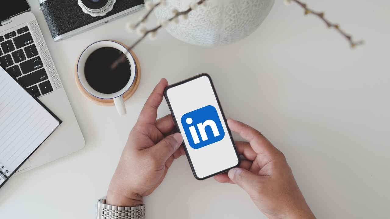 digitindia's tweet card. LinkedIn will use member data to train AI models from Nov 3, 2025, with settings on by default. Users must manually opt out to protect their info.