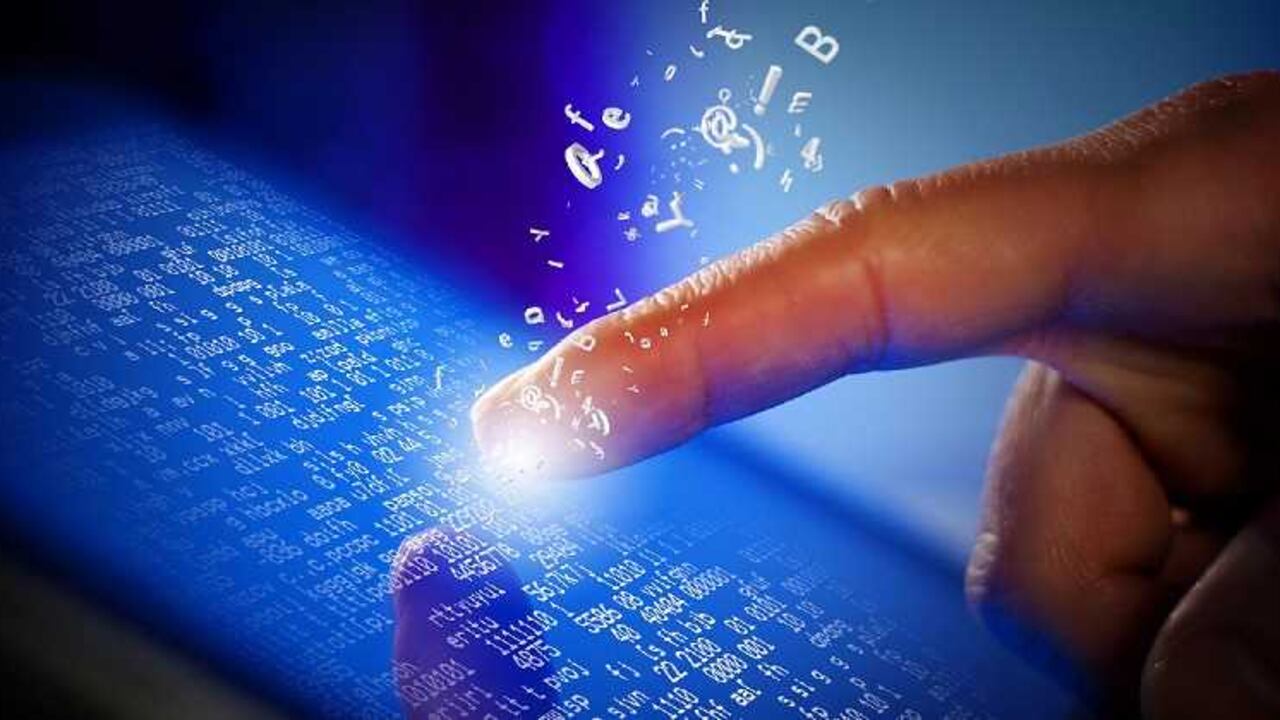 RevistaDinero's tweet card. La transformación digital también hace parte de los factores fundamentales en los procesos de desarrollo de los países, teniendo en cuenta el aumento del número de usuarios en la red, las redes...