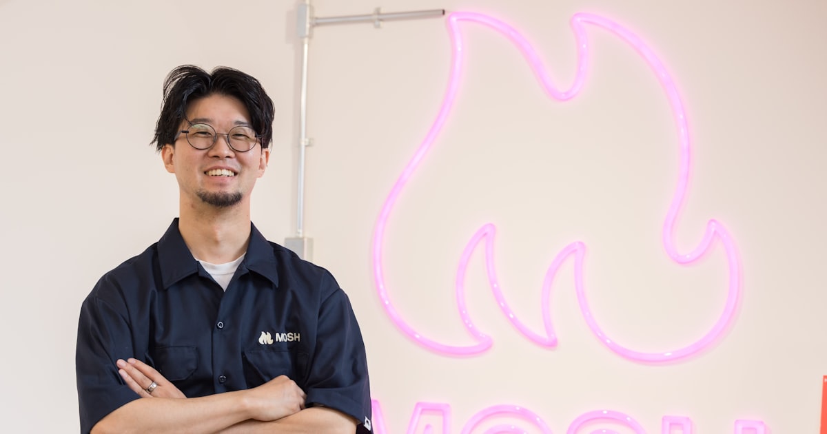 tsykIsi's tweet card. 習い事をしたい。先生が自分の「推し」だったら頑張れるのに――。そんな願望に応えてくれるのが、8万人を超えるクリエーターが登録する「MOSH（モッシュ）」だ。語学や美容など分野は多彩で、フォロワーが100万人を超えるユーチューバーやインフルエンサーも。憧れの人のレッスンとあらば半年50万円も惜しくない。そんな「指名経済」が回り始めている。「半年で50万円強と高い買い物ではありましたが、迷いはあり