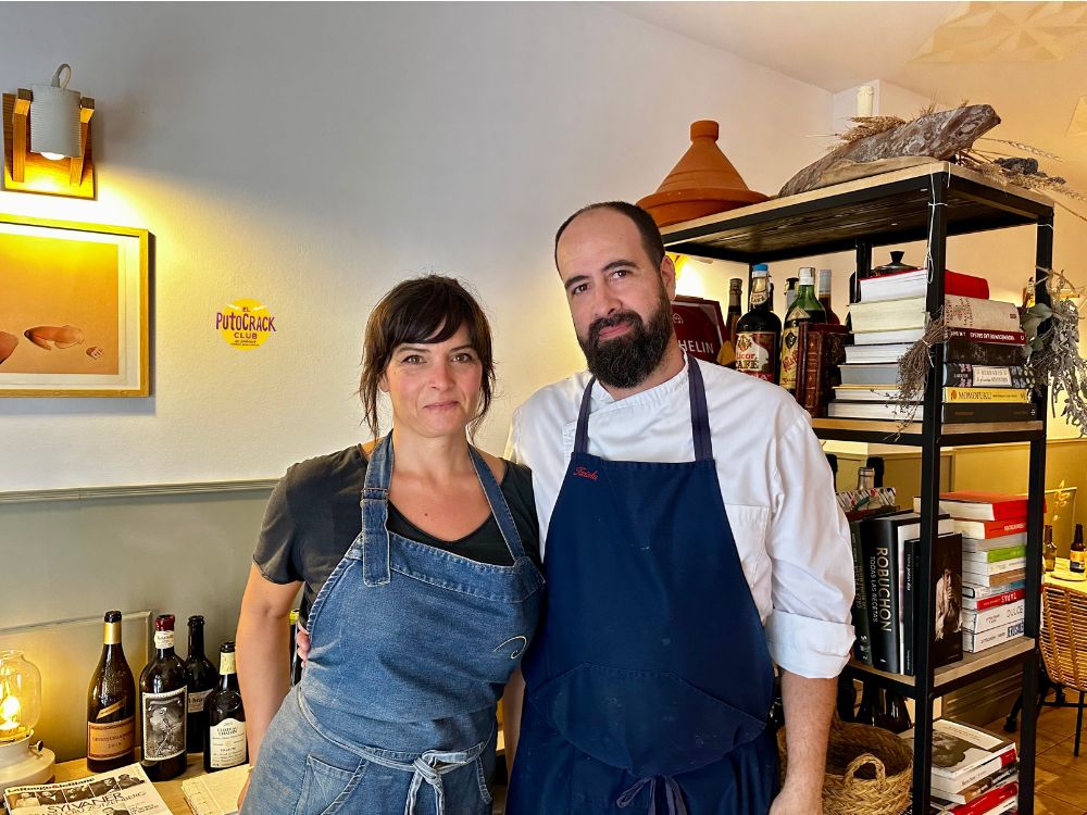 ElPutoCrackClub's tweet card. El PutoCrack Club #65 - Forastera - Laura y Txisku, nos hemos salvado y así llevamos 8 años, con Bernd H. Knöller y Paco Cremades + LFDA