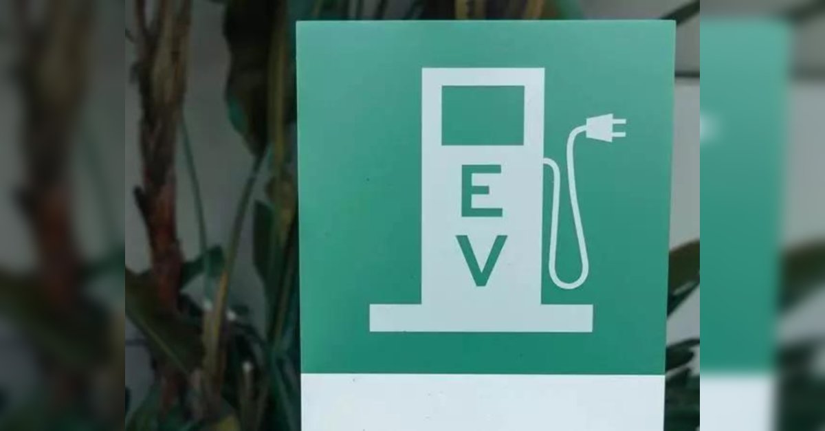 UIDC_UG's tweet card. During the Global Investors Meet 2024, which concluded on Monday, the company exchanged documents with officials of the Tamil Nadu government in this regard.