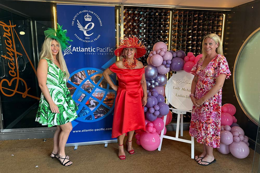 APGLUnity's tweet card. Unity In Community Executive Chairwoman Christine Nichols was delighted to help host a fantastic charity led Ascot Ladies Day lunch at The Boatyard in Leigh-on-Sea last week.