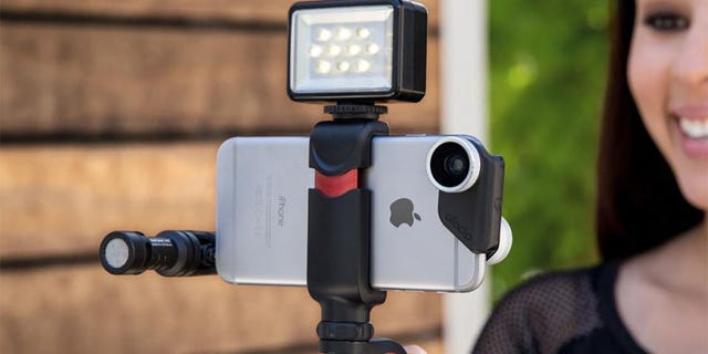 VensiSolutions's tweet card. Keep it fresh with some new accessories.