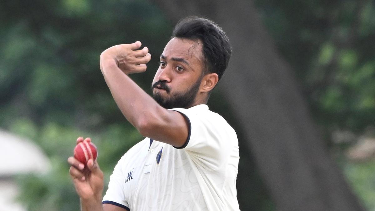 prasreporter's tweet card. The 21-year-old was inspired to become a fast bowler by former Jharkhand pacer Ashish Kumar, as both hail from the same tribal-dominated district of Lohardaga.
