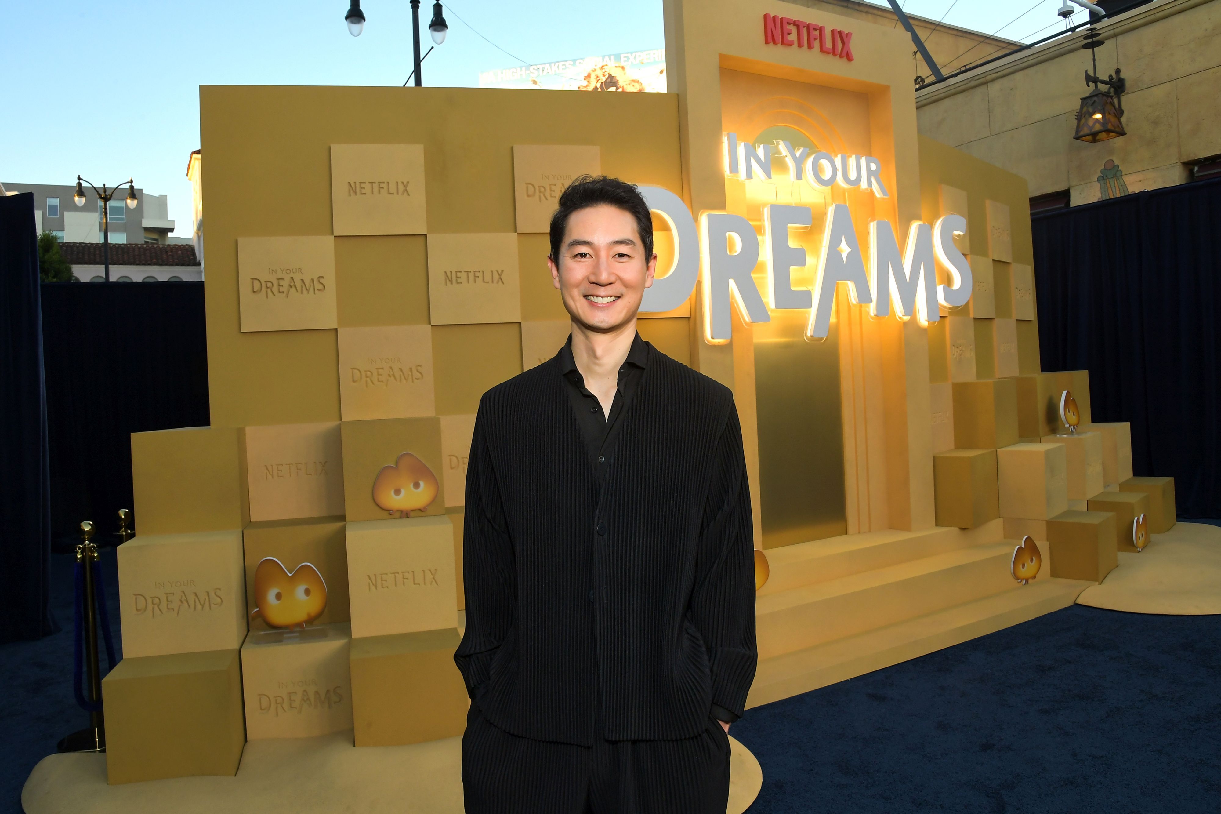 filmrezensionen's tweet card. Ein Gespräch über Träume, falsche Wahrheiten und den Kampf um Ziele | Wir interviewen den Regisseur des Animationsabenteuers "In Your Dreams"