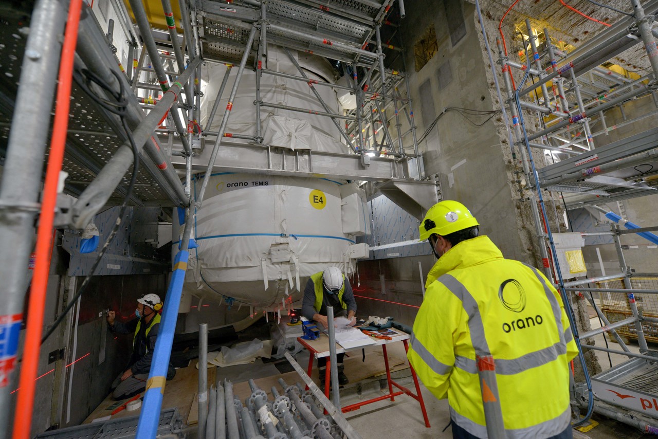 HavasPariSocial's tweet card. Orano a annoncé sur les réseaux sociaux, le 2 novembre 2022, la signature d'un contrat avec le Listenbourg. Il s'agit évidemment d'un tweet humoristique, ce pays ayant été inventé.