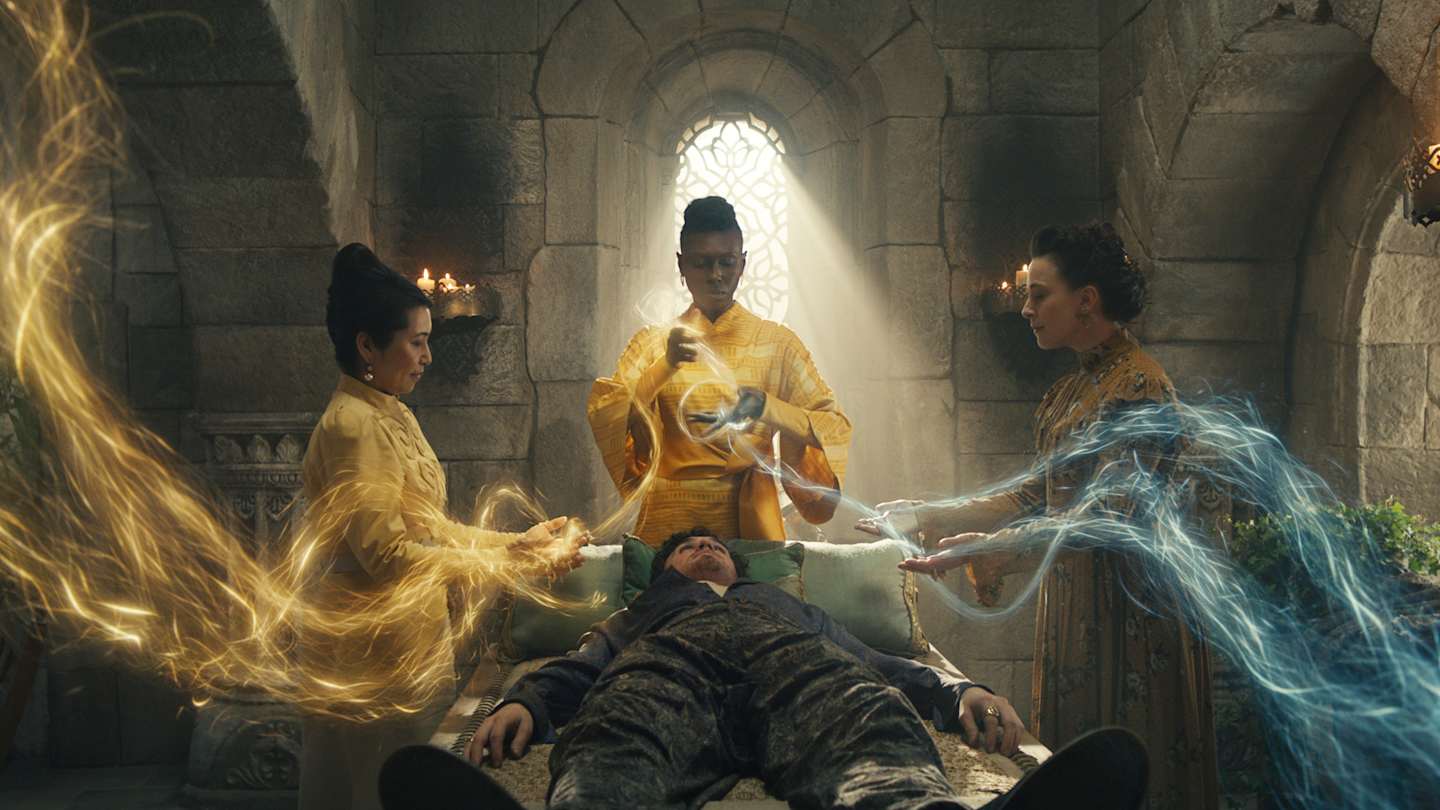 Dean_Devlin's tweet card. Some fantasy TV shows get worse over time, but these 10 overcame weak first seasons to become terrific genre series!