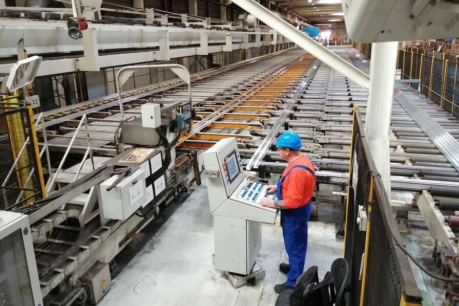 marchand2027's tweet card. Aluminium Solutions Group a officialisé, lundi 8 avril, l’investissement de 50 millions d’euros pour installer une fonderie d’aluminium...-Matières premières