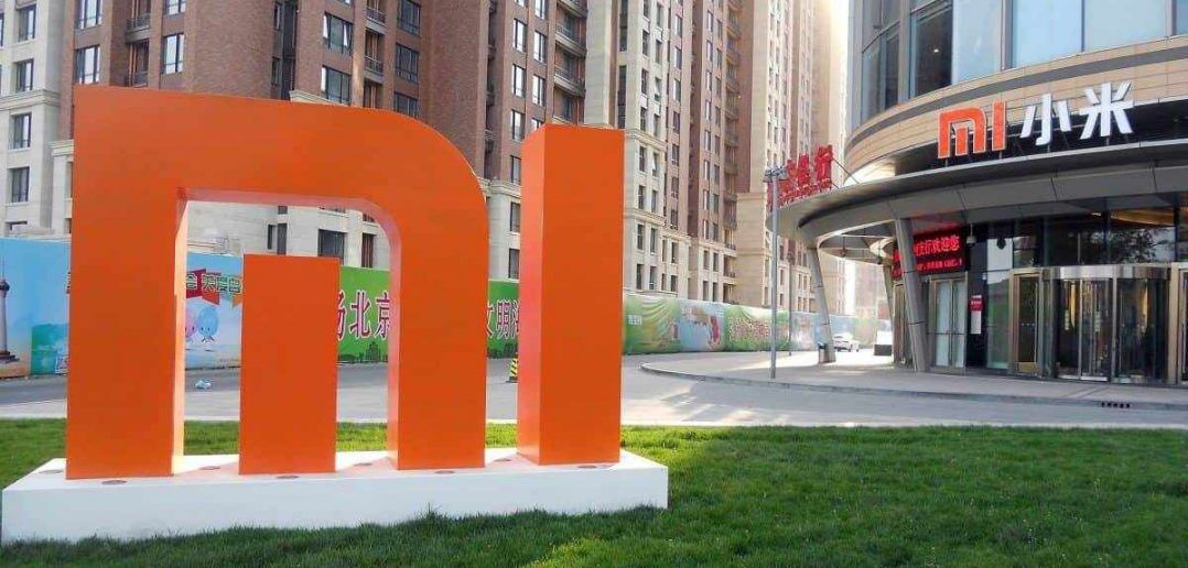 NuevoAndroid's tweet card. Xiaomi da el salto y se adentra en el sector empresarial y...