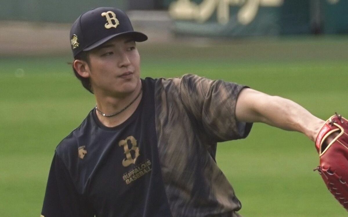 Midomatu's tweet card. 昨年までは先発と中継ぎを兼務していた山崎颯一郎だが、今年は開幕からセットアッパーとして定着。平野佳寿との兼ね合いでクローザーを務める場面もあり、防御率も1点台前半と3連覇を目指すチームに大きく貢献し…