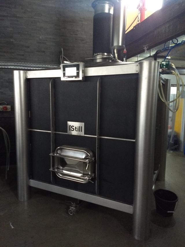 DrammingAround's tweet card. Craft Distillers in the South West: In The Welsh Wind and Dà Mhìle   TL;DR: A relaxed but at the same time full-on day in the south west of Wales. We visited two craft distilleries, In The Wel…