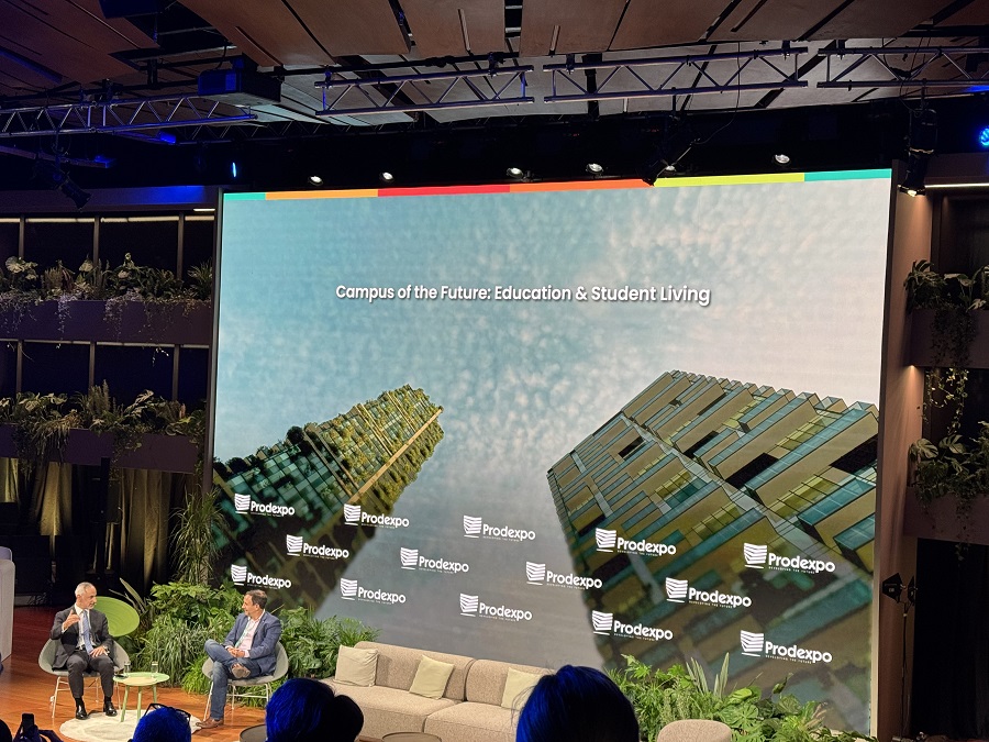 ThePresidentGr's tweet card. Μια νέα πανεπιστημιούπολη που θα λειτουργεί πλήρως στην εποχή μετά την τεχνητή νοημοσύνη προγραμματίζεται να δημιουργηθεί στο Ελληνικό. Ο όρος “post AI” χρησιμοποιείται για να περιγράψει τη φάση που...