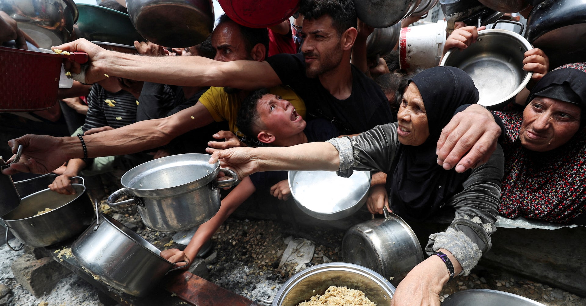 michellenichols's tweet card. A U.S.-backed humanitarian organization has asked Israel to let the United Nations and others resume deliveries to Palestinians now until it is set up.