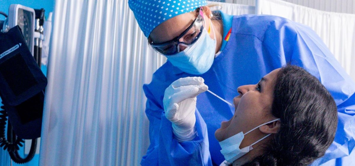 ConSalud_es's tweet card. Un reciente estudio halla que la reinfección por Covid-19 en pacientes que habían cursado la enfermedad grave está por debajo del 1%.