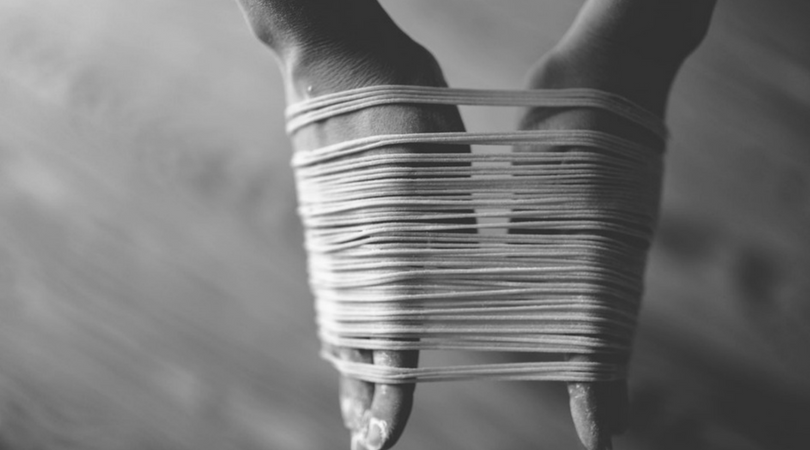 _MIMAPA's tweet card. Tomar fármacos contra la ansiedad es sentir alivio pero seguir como si nada. El tratamiento idóneo ha de buscar aliviar y también significar. Encontrar el sentido de nuestra ansiedad.