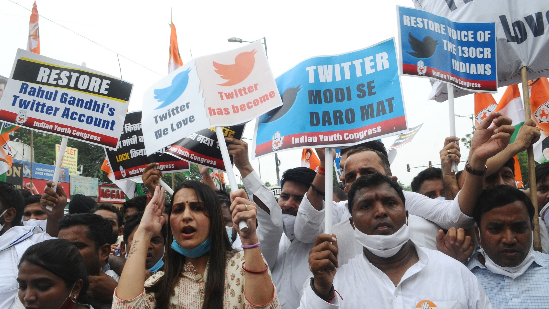 sflc's tweet card. Musk’s free speech absolutism could stoke conflict in countries like India and Ethiopia