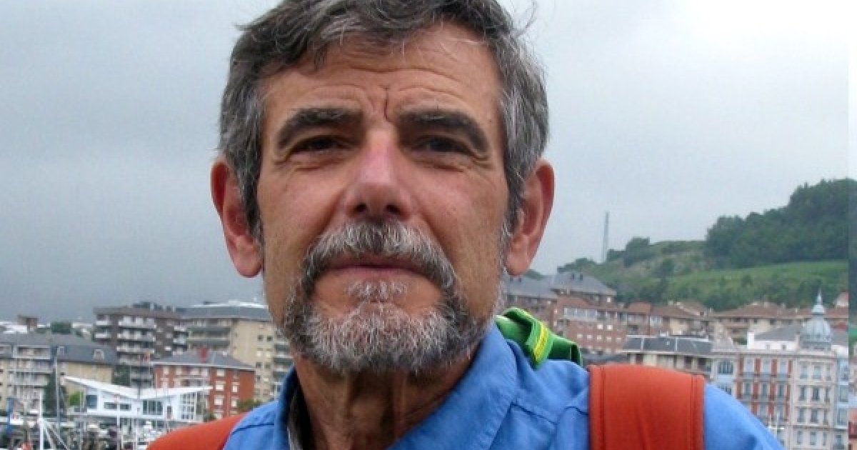 glukianoff's tweet card. Syr-accuse University: FIRE defends professor who joked about ‘Wuhan Flu’ as he remains on leave,...